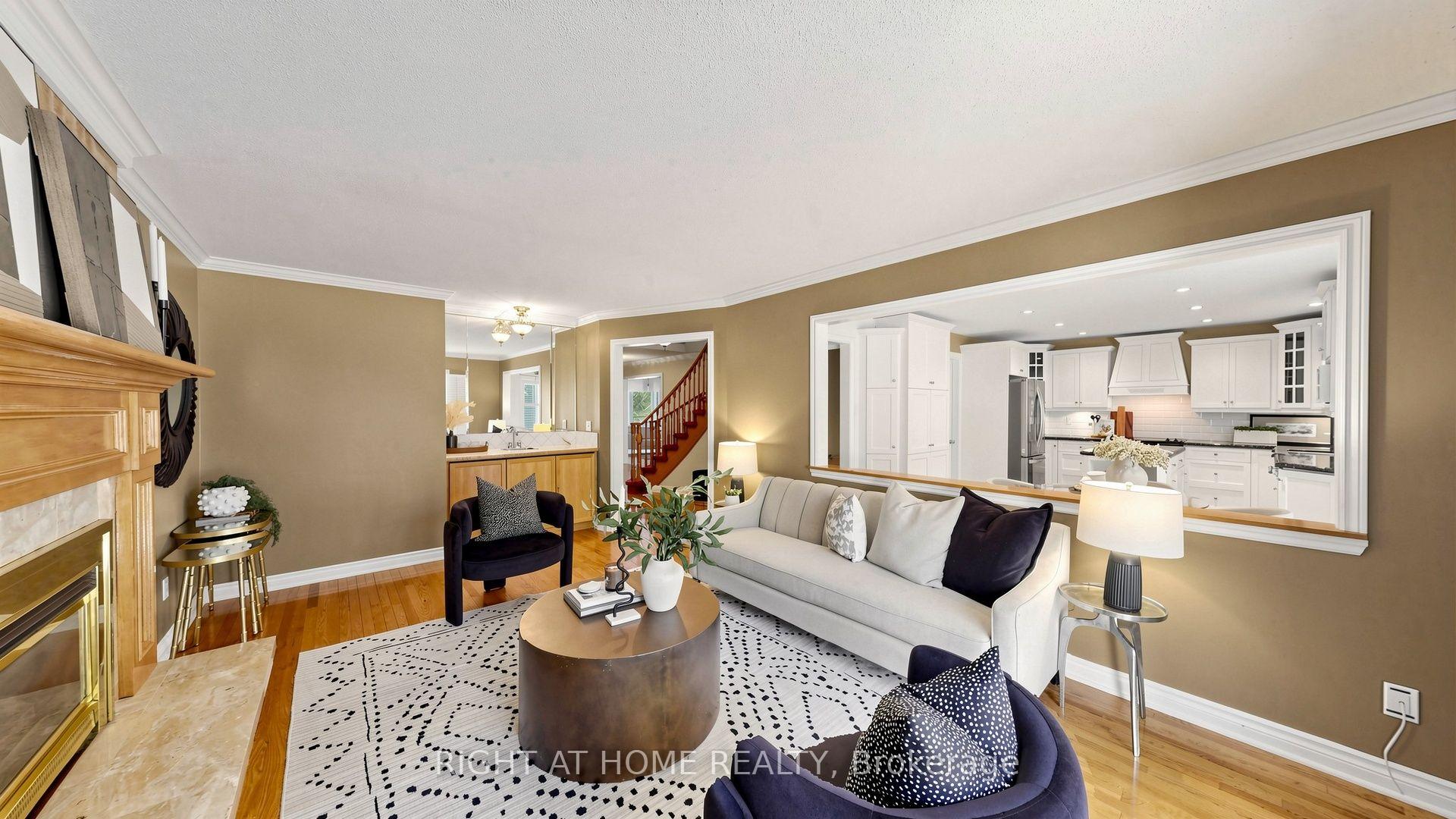 Photo 16 of 103 Peevers Crescent, Newmarket, Glenway Estates — HOMEH