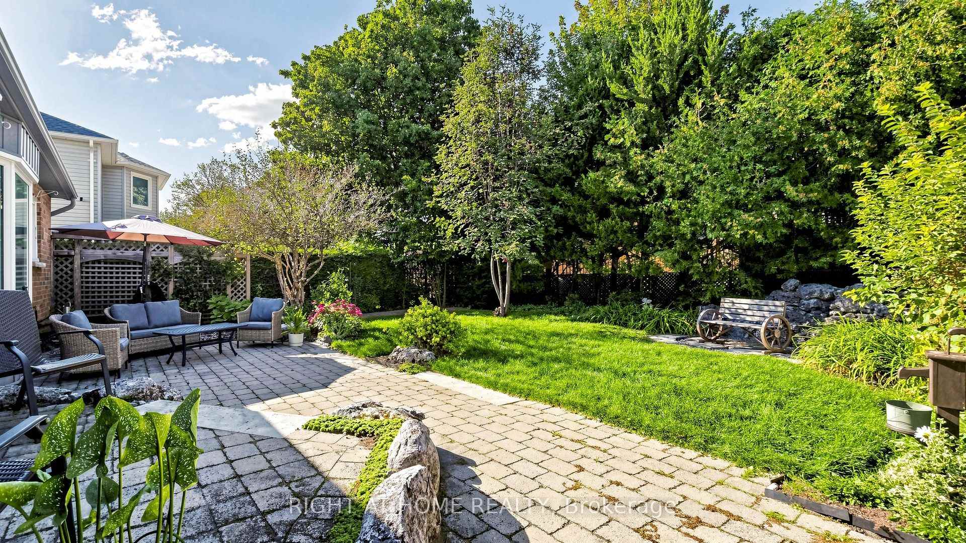 Photo 33 of 103 Peevers Crescent, Newmarket, Glenway Estates — HOMEH