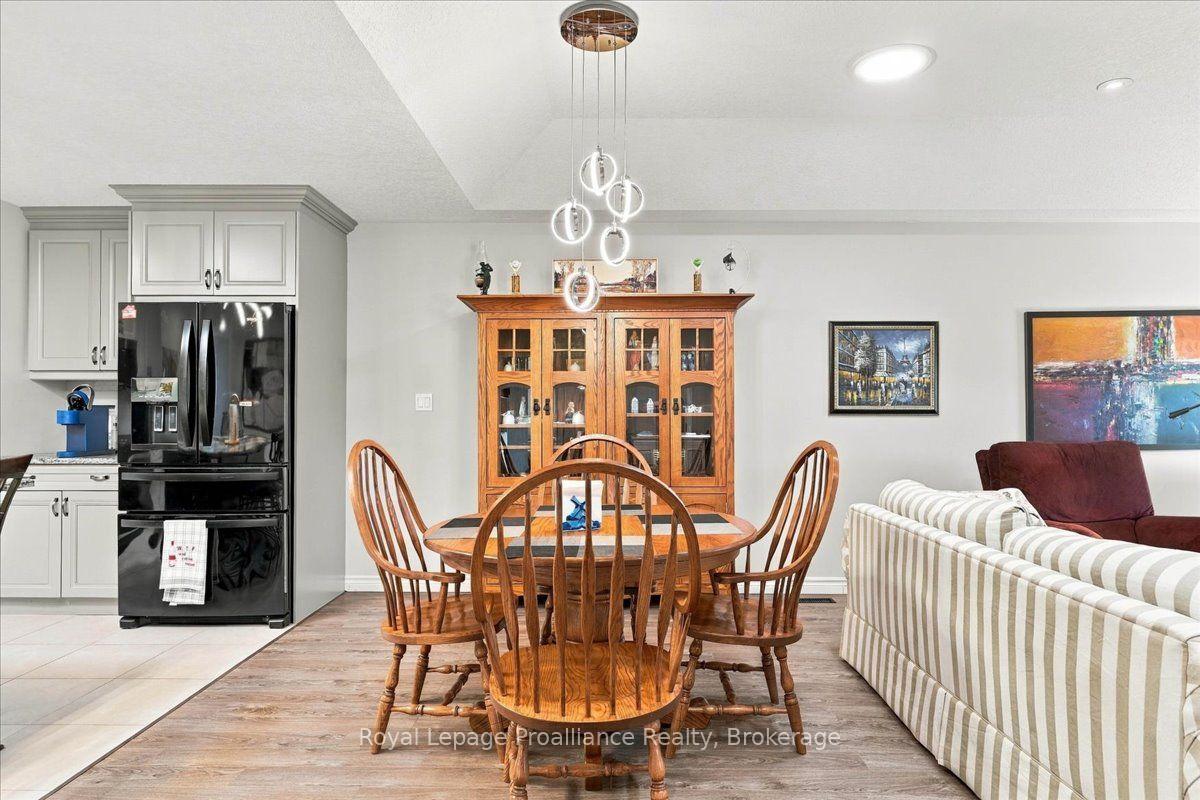 Photo 13 of 73 Dorchester Drive, Prince Edward County, Wellington Ward — HOMEH