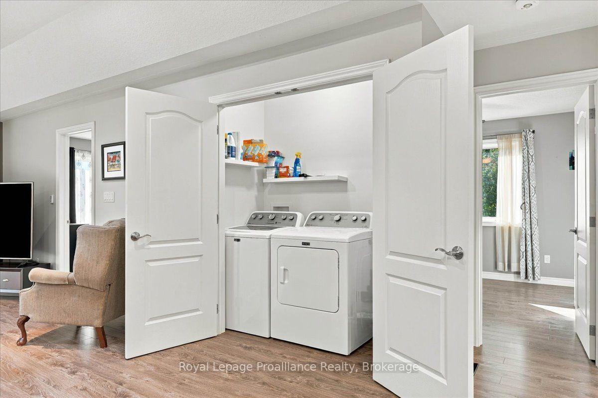 Photo 14 of 73 Dorchester Drive, Prince Edward County, Wellington Ward — HOMEH