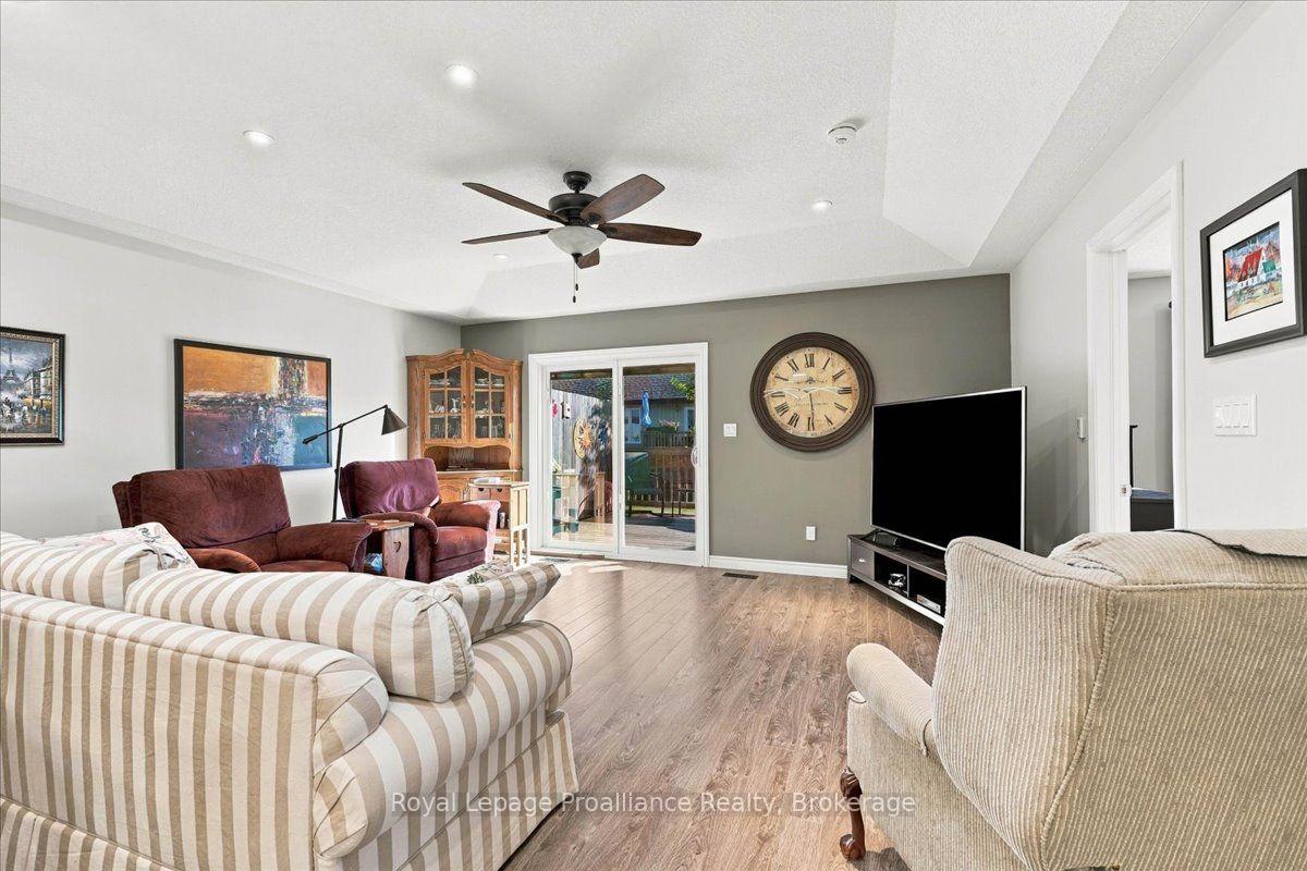 Photo 15 of 73 Dorchester Drive, Prince Edward County, Wellington Ward — HOMEH