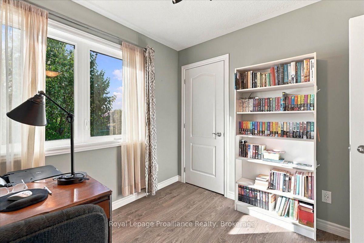 Photo 20 of 73 Dorchester Drive, Prince Edward County, Wellington Ward — HOMEH