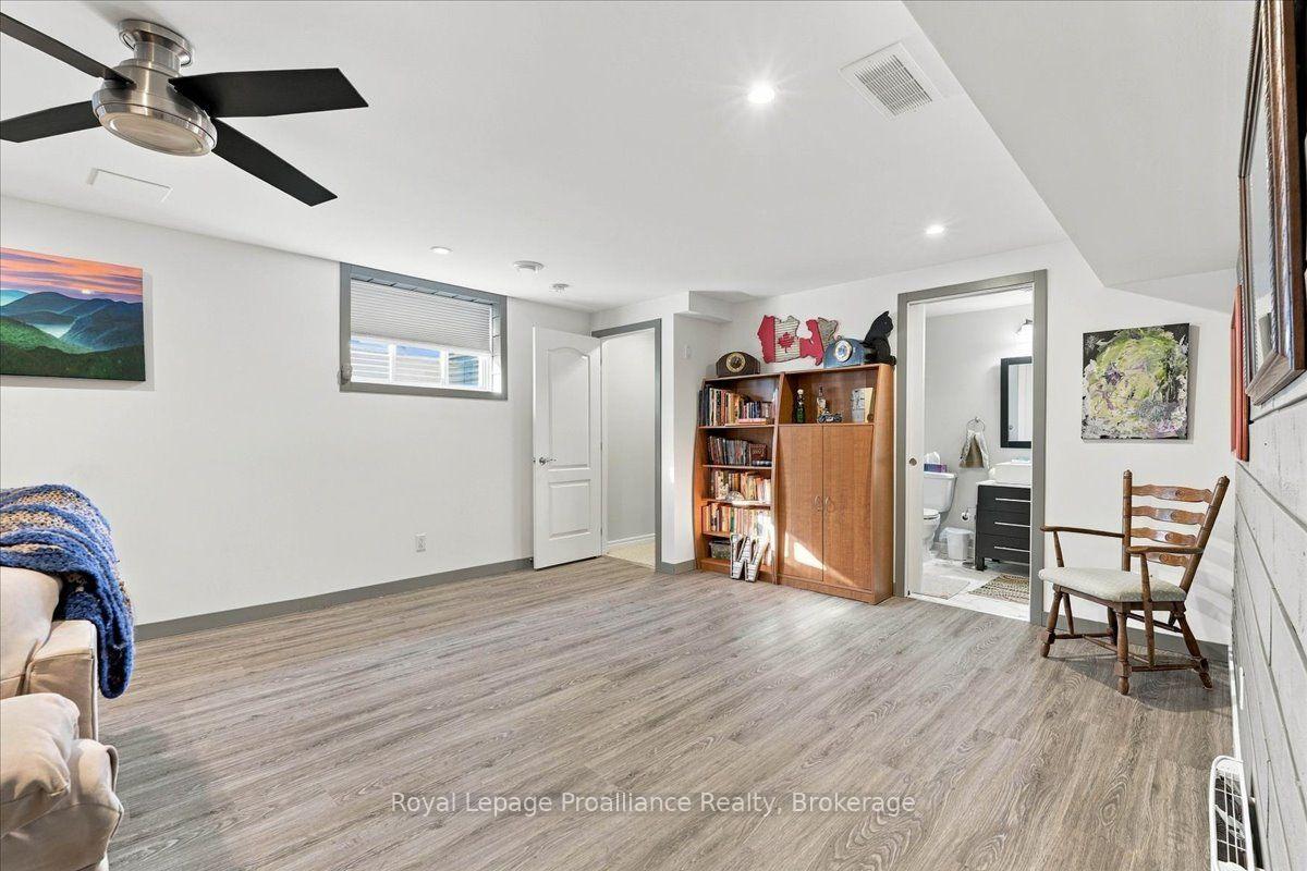 Photo 27 of 73 Dorchester Drive, Prince Edward County, Wellington Ward — HOMEH