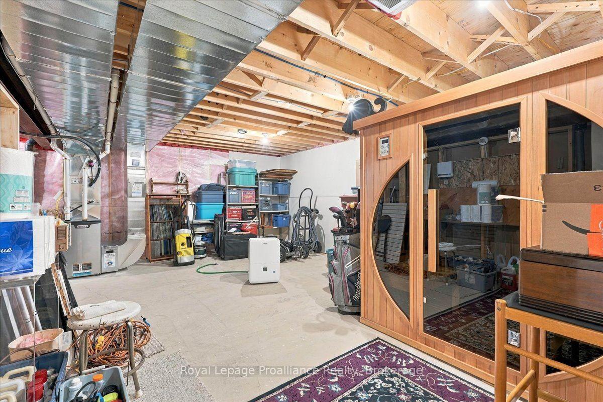 Photo 29 of 73 Dorchester Drive, Prince Edward County, Wellington Ward — HOMEH