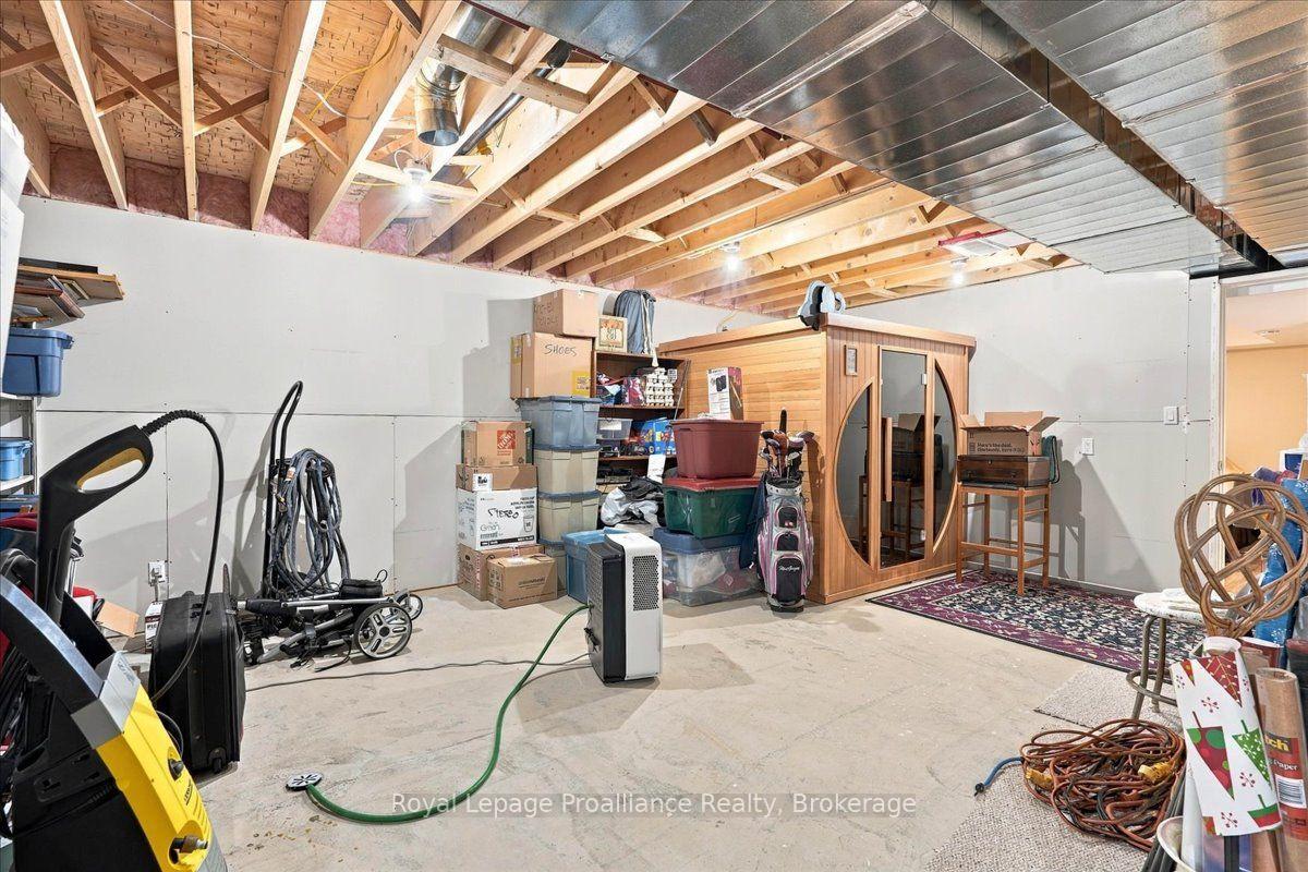 Photo 30 of 73 Dorchester Drive, Prince Edward County, Wellington Ward — HOMEH