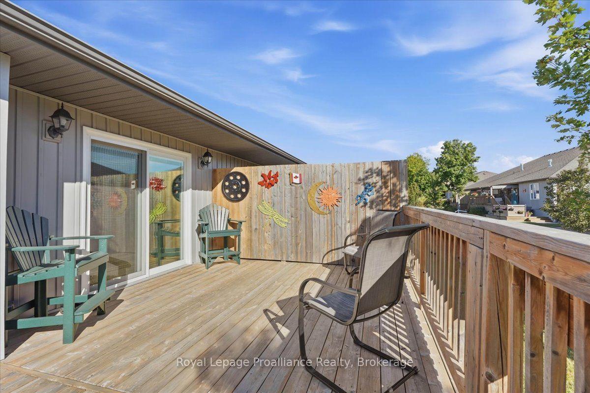 Photo 31 of 73 Dorchester Drive, Prince Edward County, Wellington Ward — HOMEH