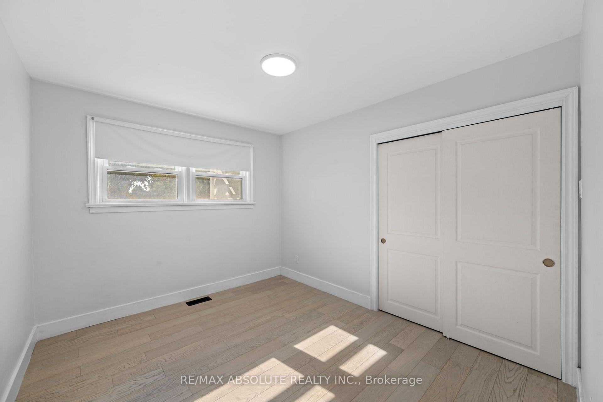 Photo 21 of 9 Epworth Avenue, Ottawa, Meadowlands/St. Claire Gardens — HOMEH