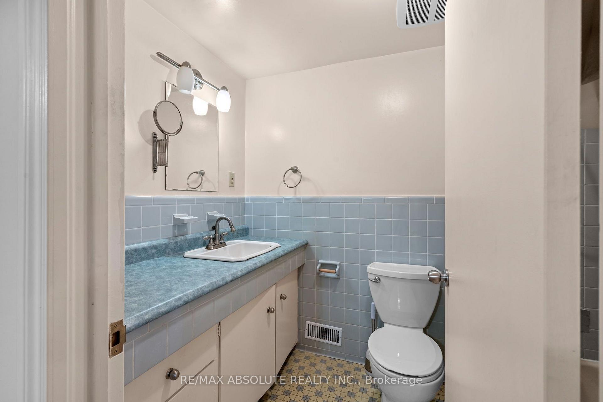 Photo 29 of 9 Epworth Avenue, Ottawa, Meadowlands/St. Claire Gardens — HOMEH