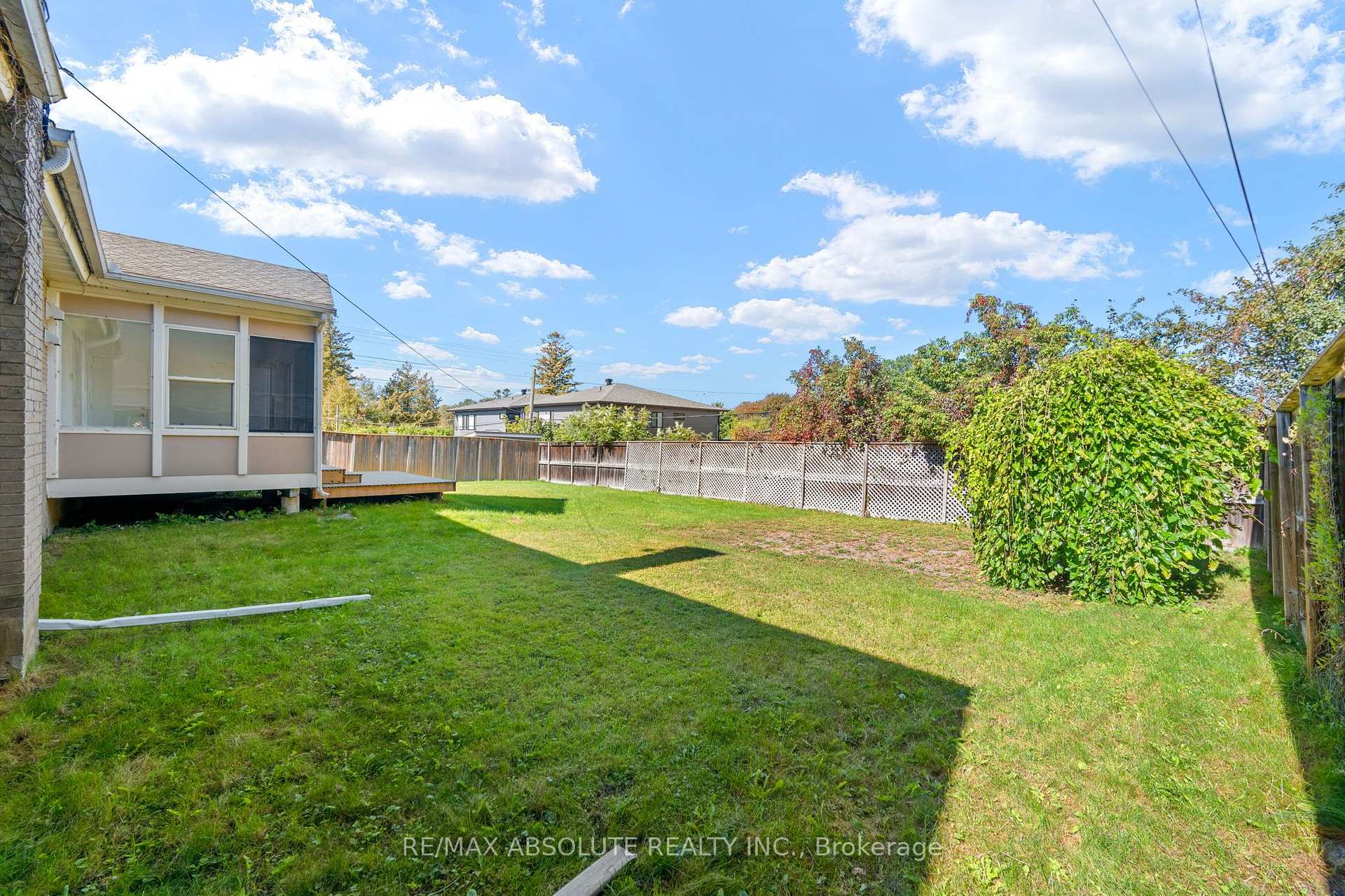 Photo 31 of 9 Epworth Avenue, Ottawa, Meadowlands/St. Claire Gardens — HOMEH