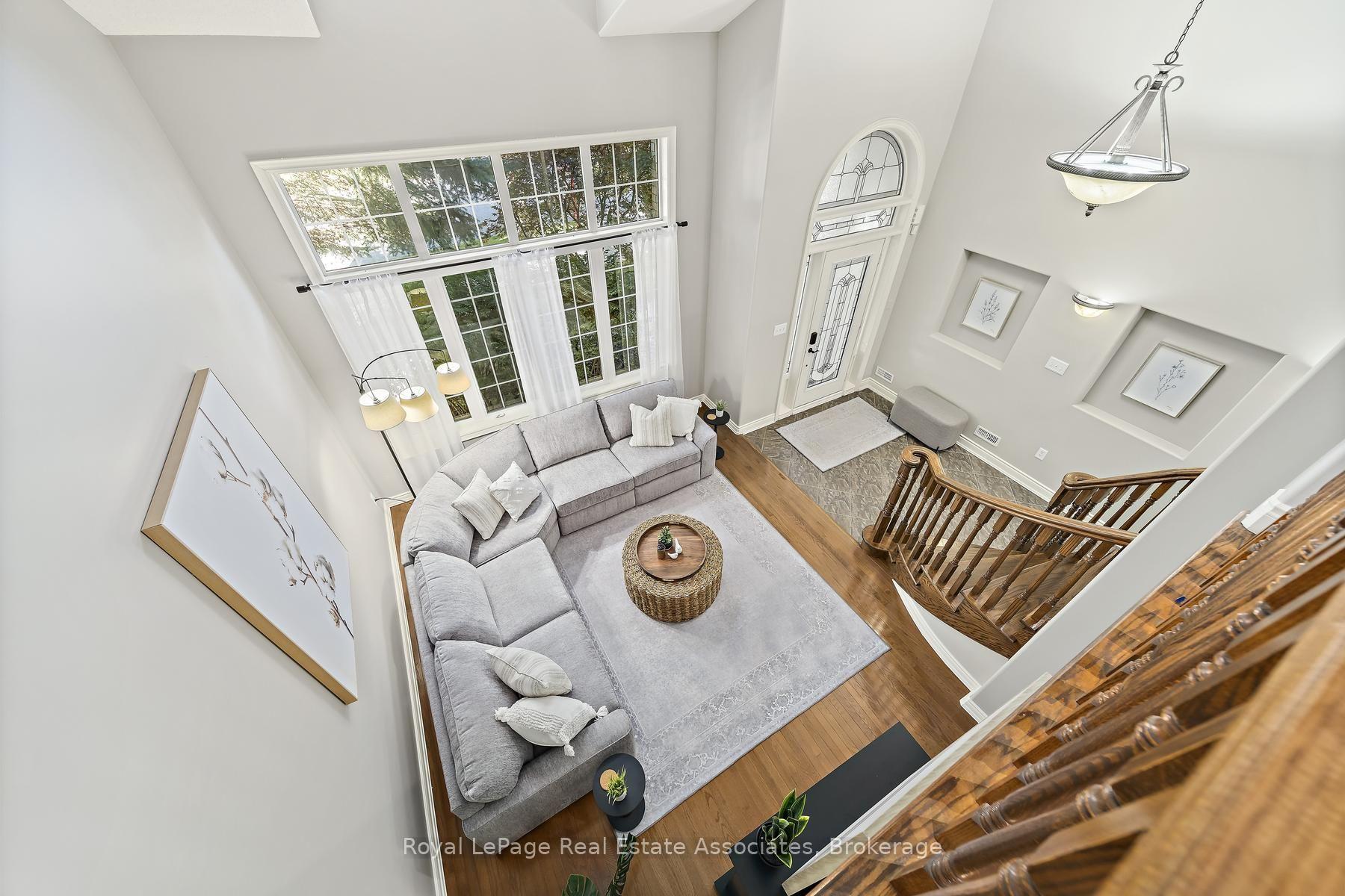 Photo 9 of 50 Arborglen Drive, Halton Hills, Georgetown — HOMEH