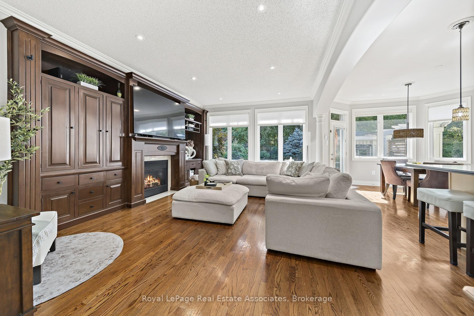 Photo 13 of 50 Arborglen Drive, Halton Hills, Georgetown — HOMEH