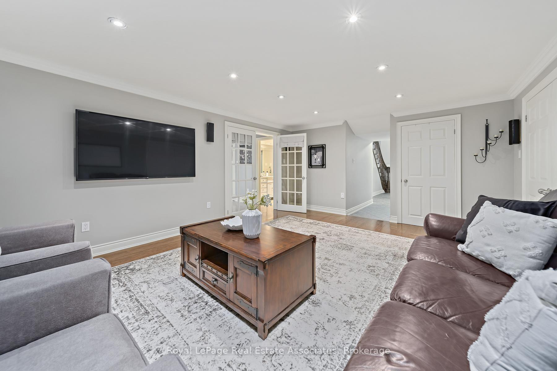 Photo 31 of 50 Arborglen Drive, Halton Hills, Georgetown — HOMEH