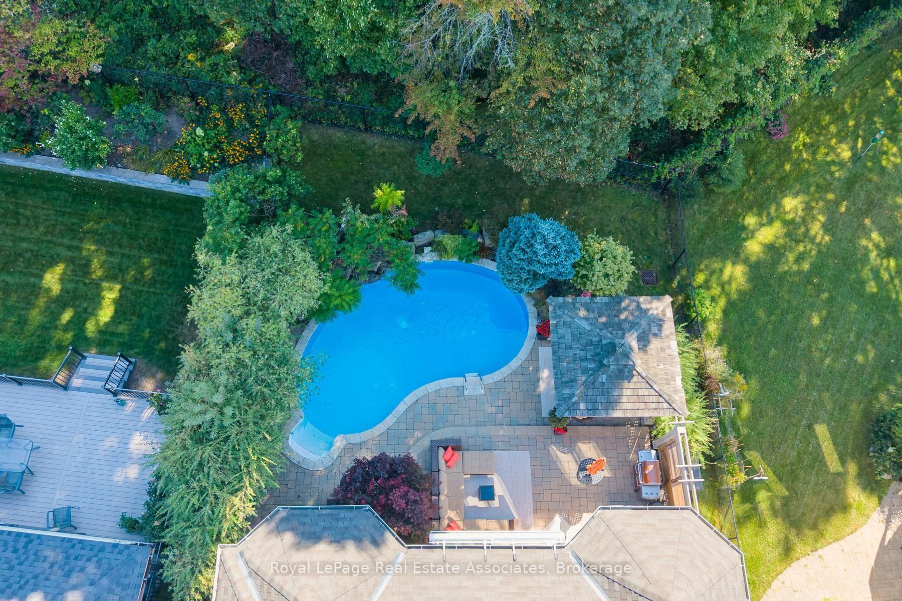 Photo 38 of 50 Arborglen Drive, Halton Hills, Georgetown — HOMEH