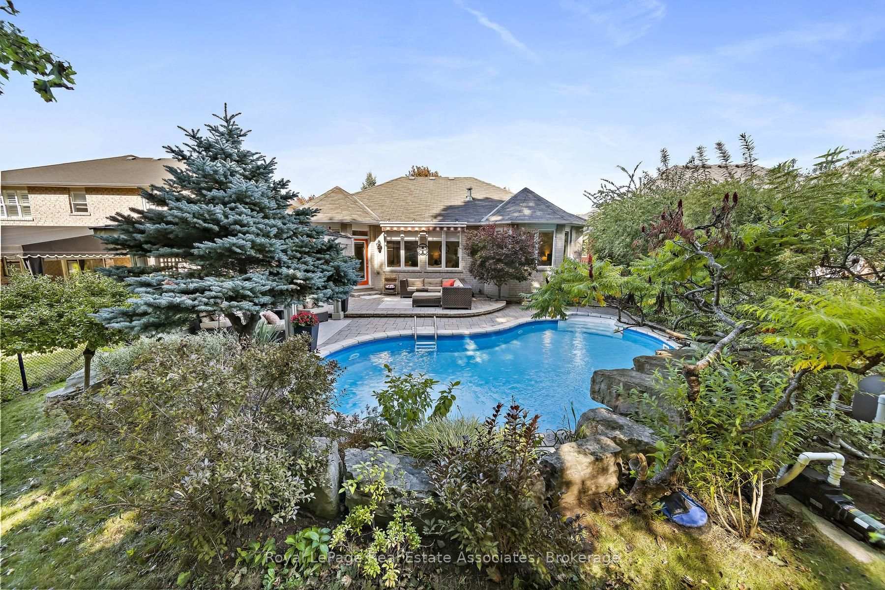 Photo 43 of 50 Arborglen Drive, Halton Hills, Georgetown — HOMEH