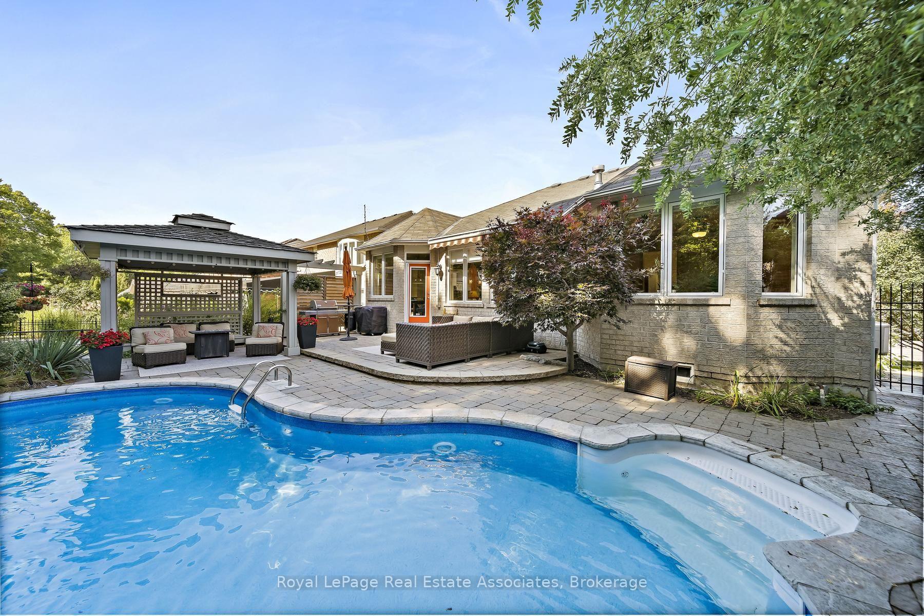 Photo 44 of 50 Arborglen Drive, Halton Hills, Georgetown — HOMEH