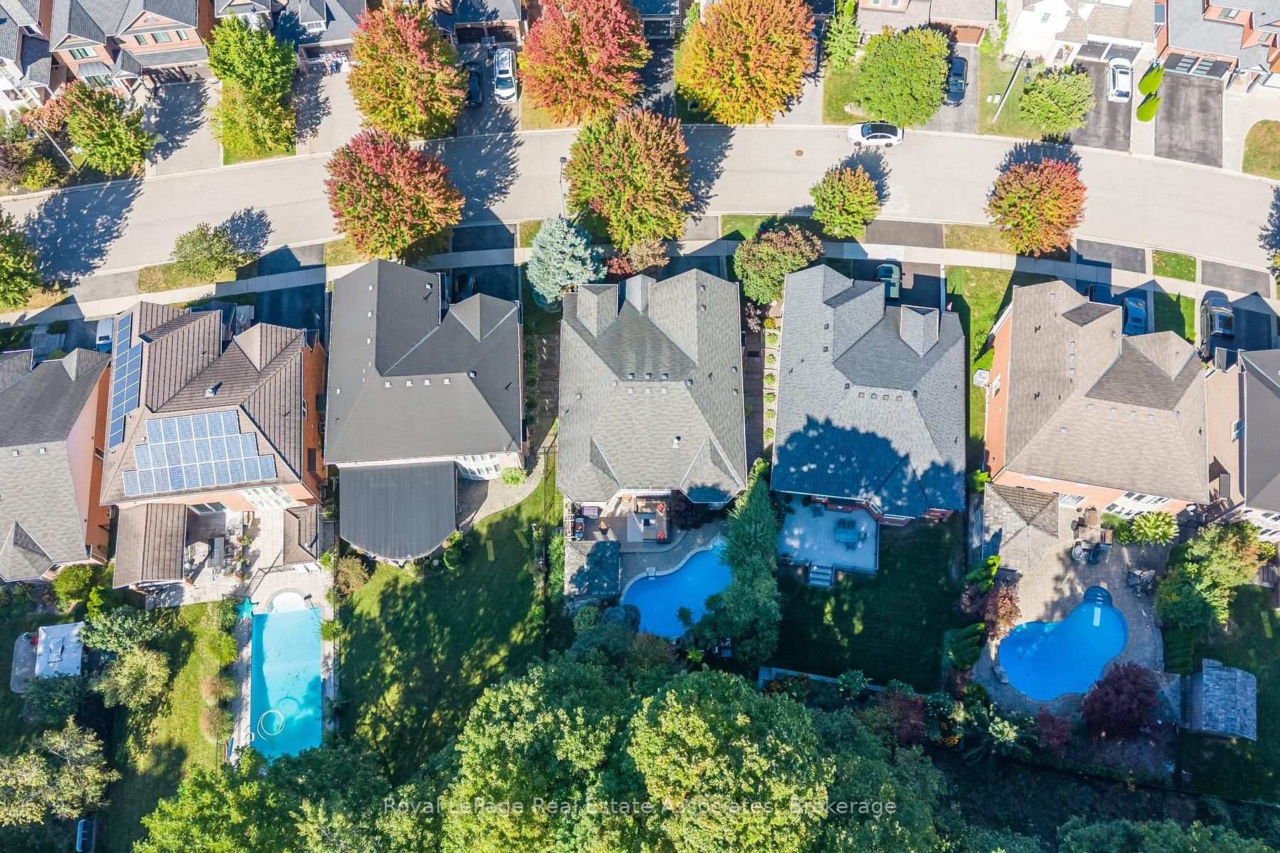 Photo 45 of 50 Arborglen Drive, Halton Hills, Georgetown — HOMEH