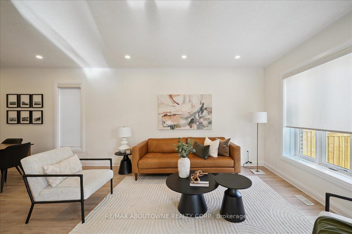 Photo 9 of 96 Nathalie Street, Kitchener — HOMEH