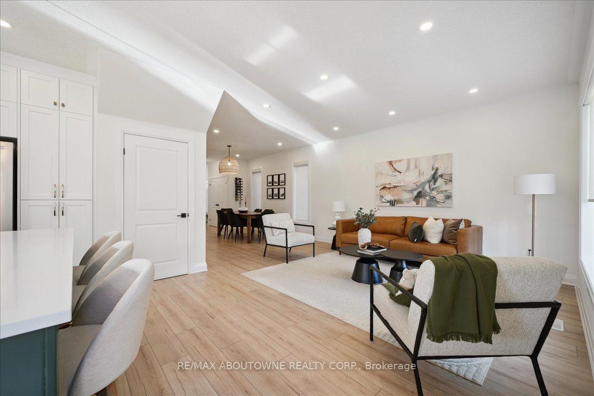 Photo 16 of 96 Nathalie Street, Kitchener — HOMEH