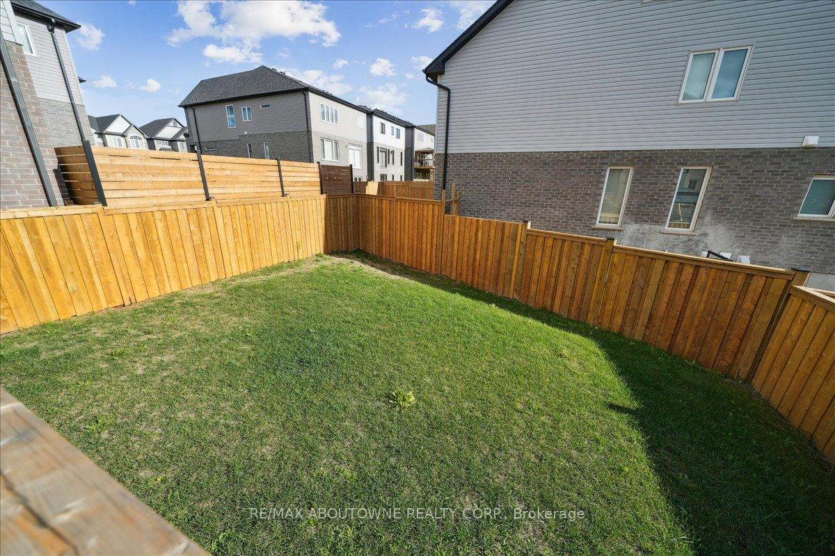 Photo 34 of 96 Nathalie Street, Kitchener — HOMEH