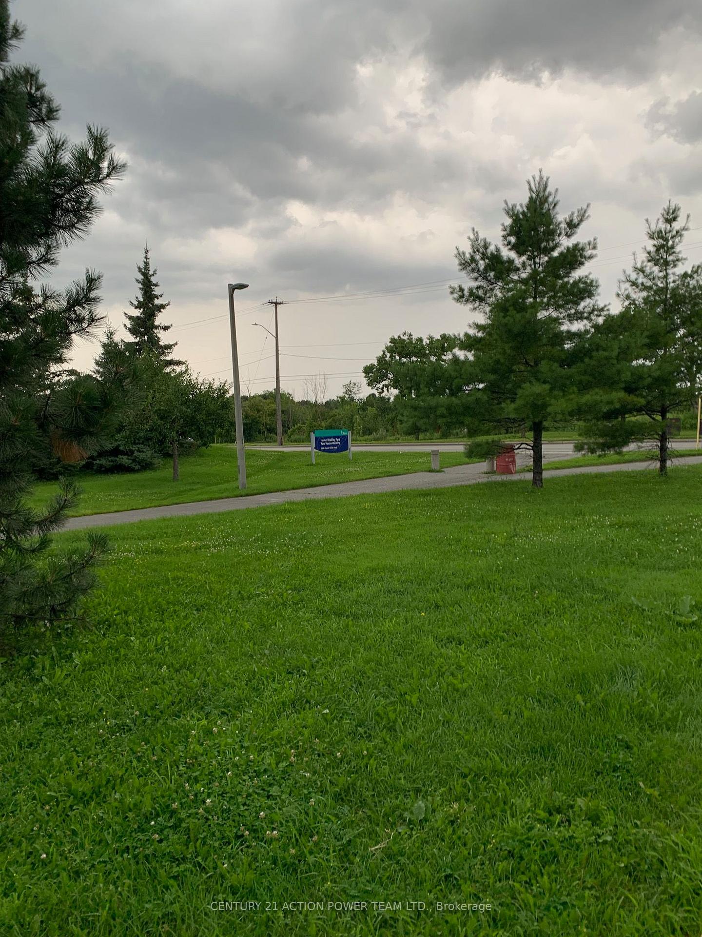 Photo 5 of Unit 1010, 1440 Heron Road, Ottawa, Heron Gate — HOMEH