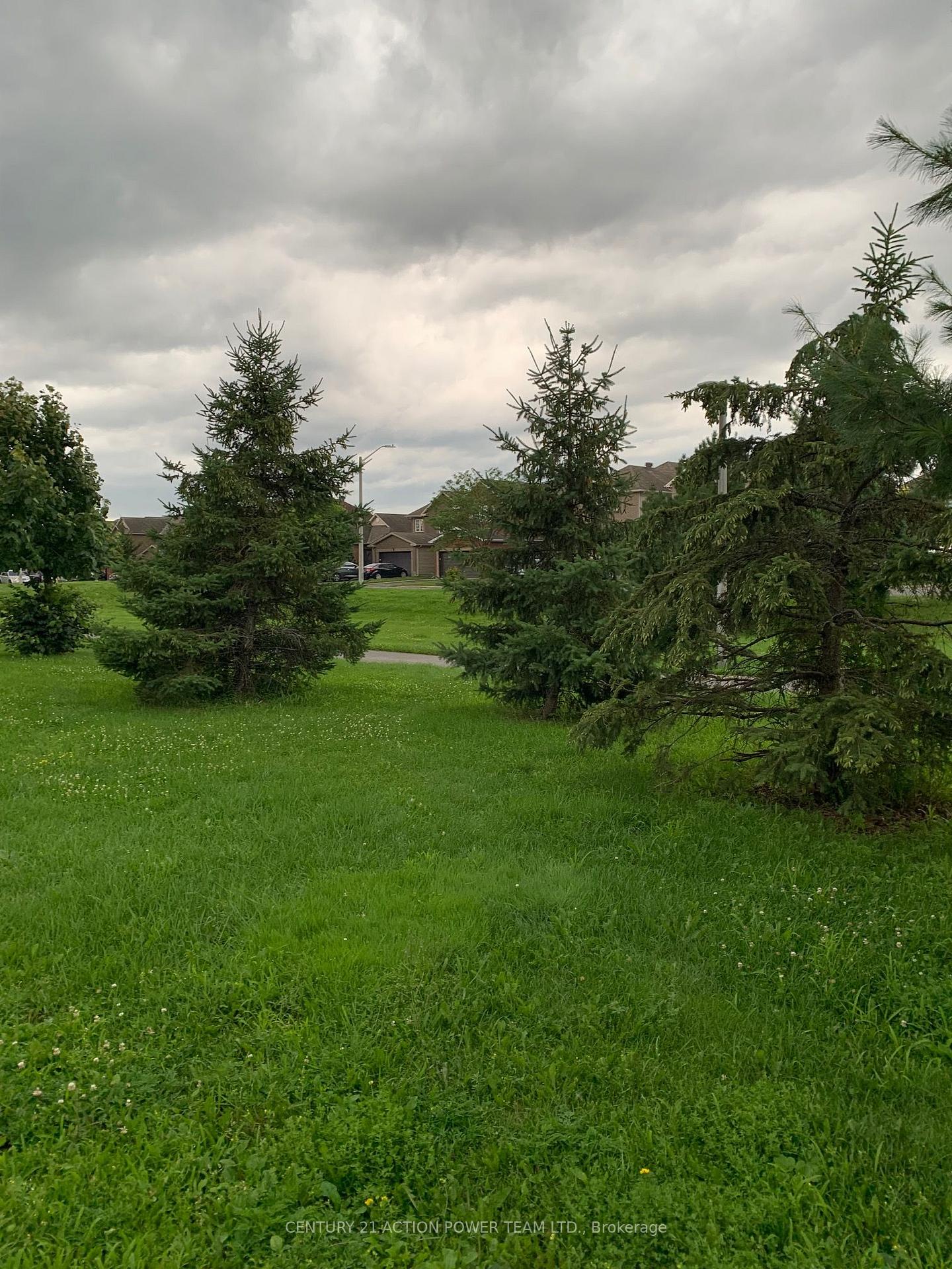 Photo 7 of Unit 1010, 1440 Heron Road, Ottawa, Heron Gate — HOMEH