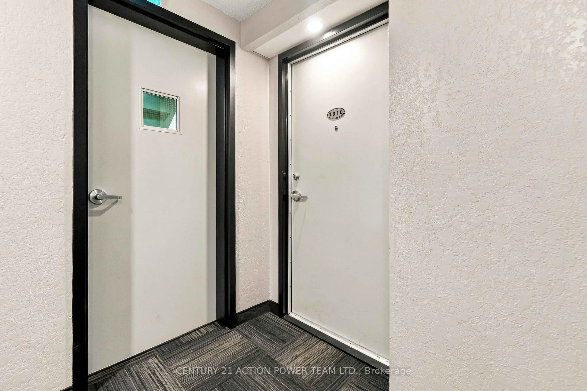 Photo 15 of Unit 1010, 1440 Heron Road, Ottawa, Heron Gate — HOMEH