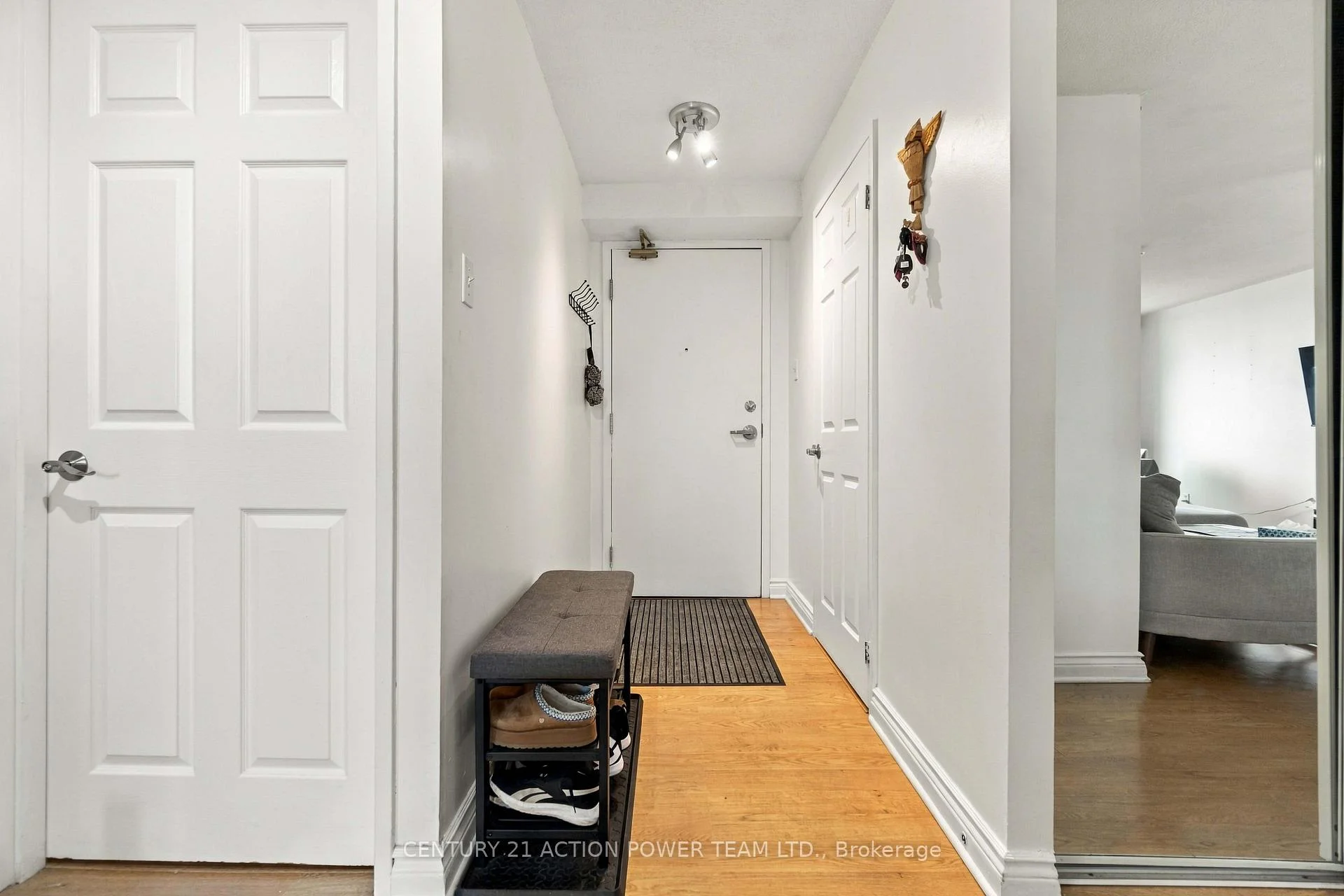 Photo 17 of Unit 1010, 1440 Heron Road, Ottawa, Heron Gate — HOMEH