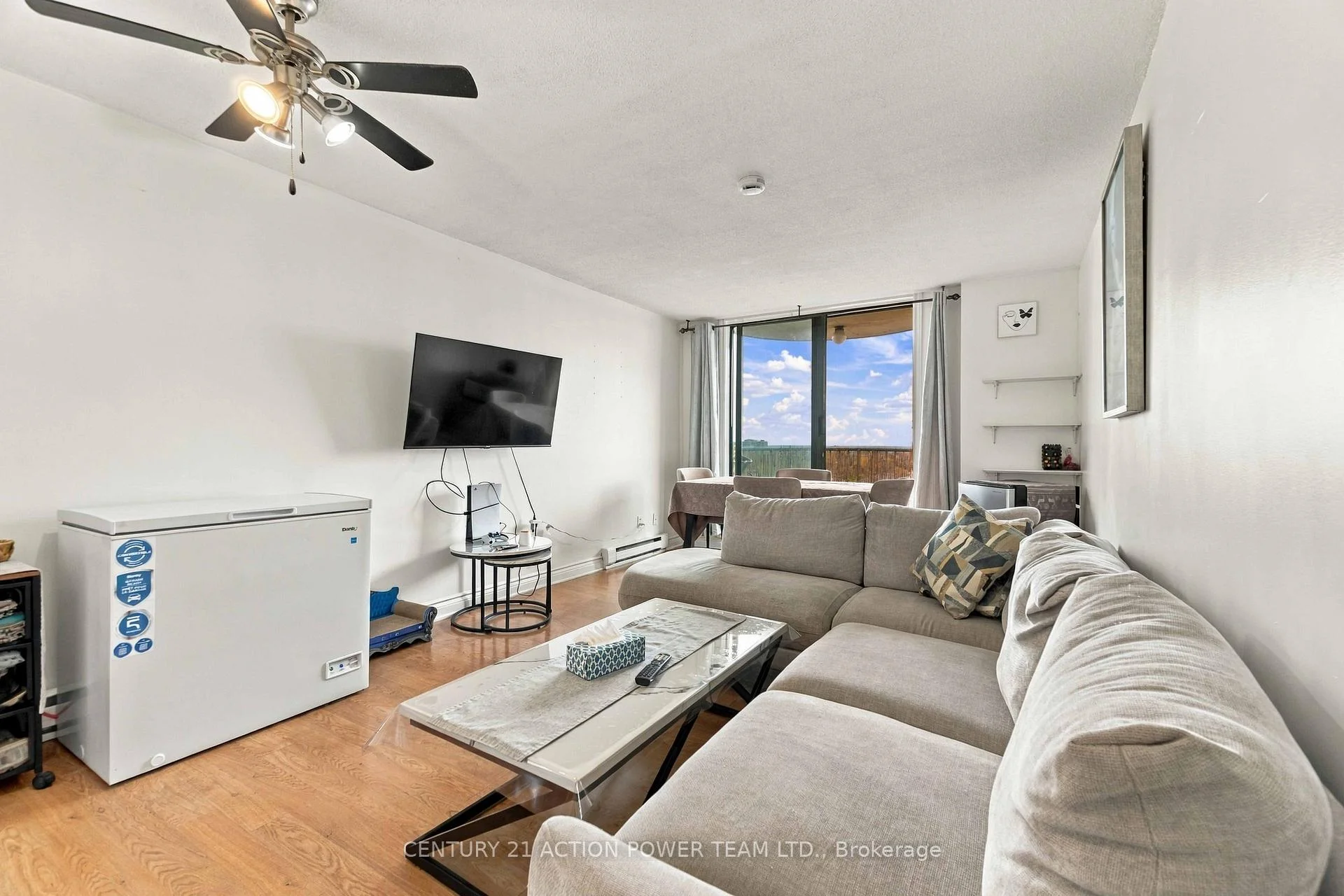 Photo 19 of Unit 1010, 1440 Heron Road, Ottawa, Heron Gate — HOMEH