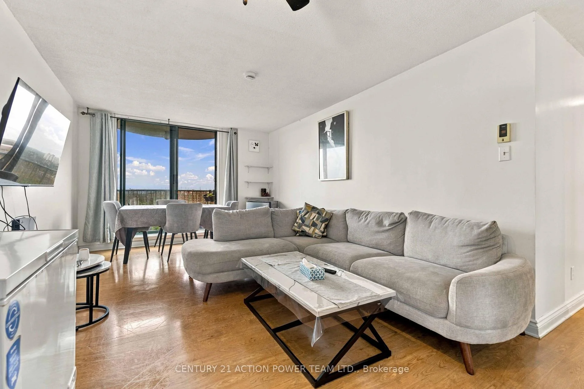 Photo 21 of Unit 1010, 1440 Heron Road, Ottawa, Heron Gate — HOMEH