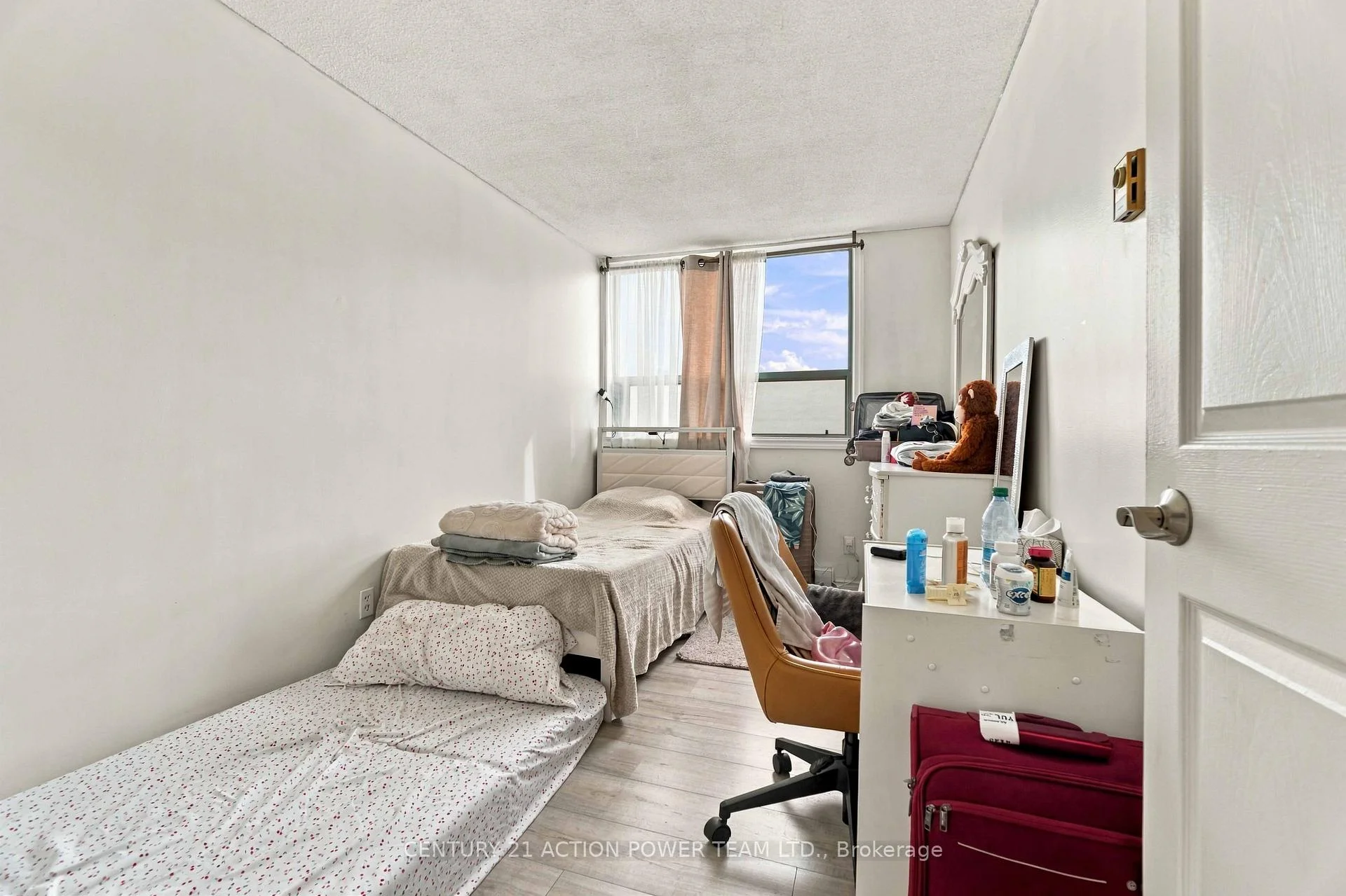 Photo 35 of Unit 1010, 1440 Heron Road, Ottawa, Heron Gate — HOMEH
