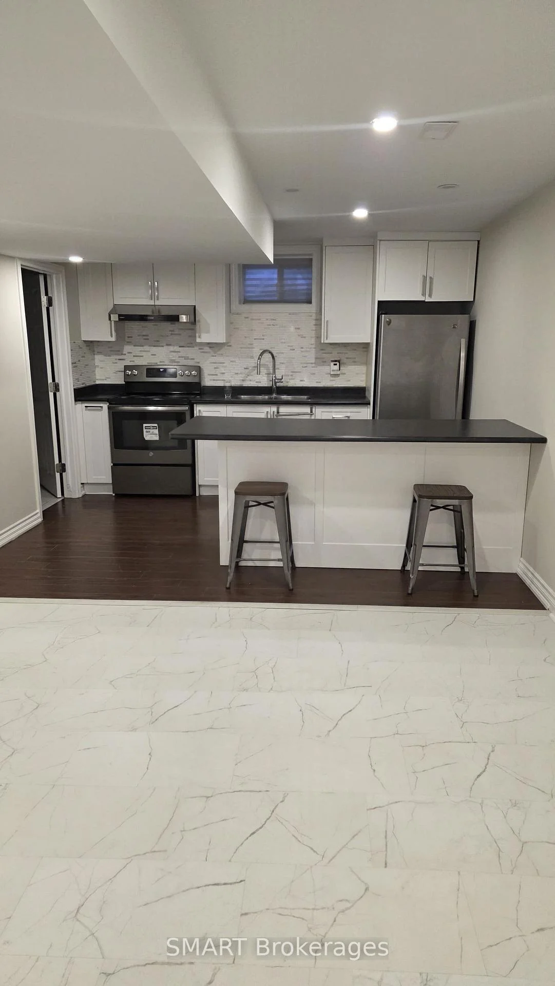 Photo 10 of 61 Pairash Avenue, Richmond Hill, Mill Pond — HOMEH