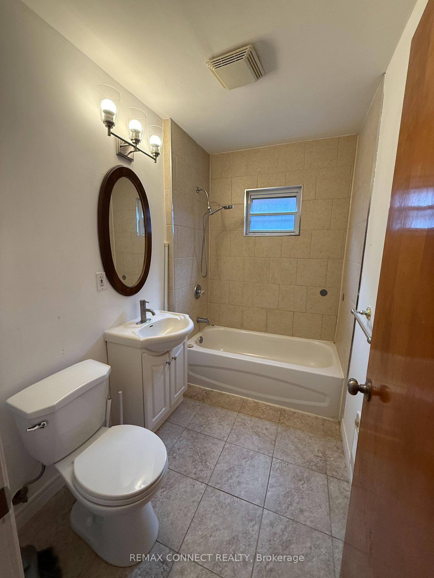 Photo 5 of 82 Brookside Avenue, Toronto, Runnymede-Bloor West Village — HOMEH