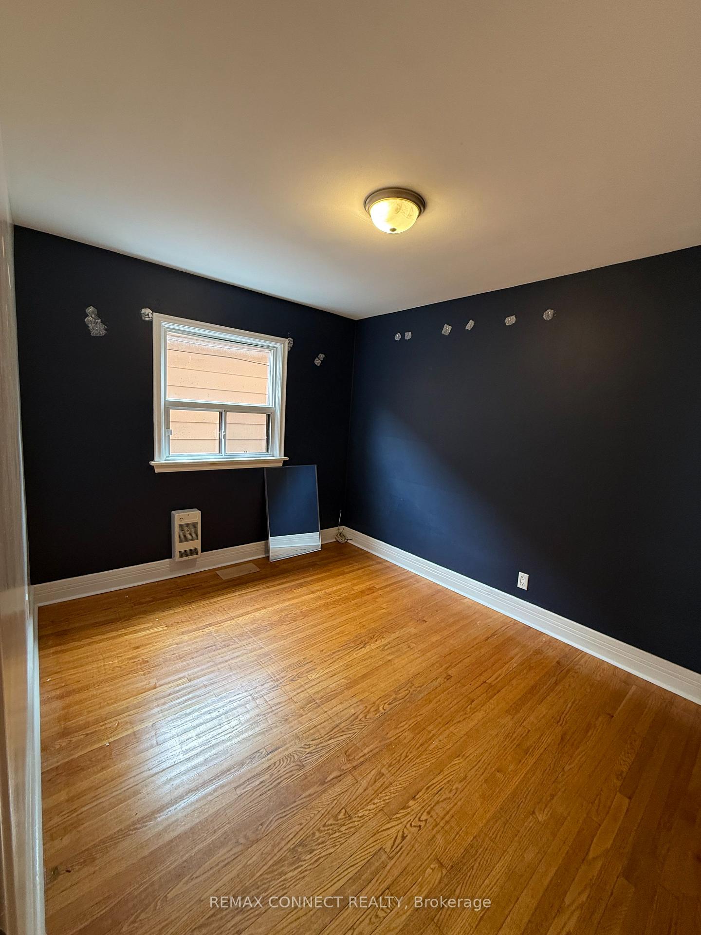 Photo 7 of 82 Brookside Avenue, Toronto, Runnymede-Bloor West Village — HOMEH