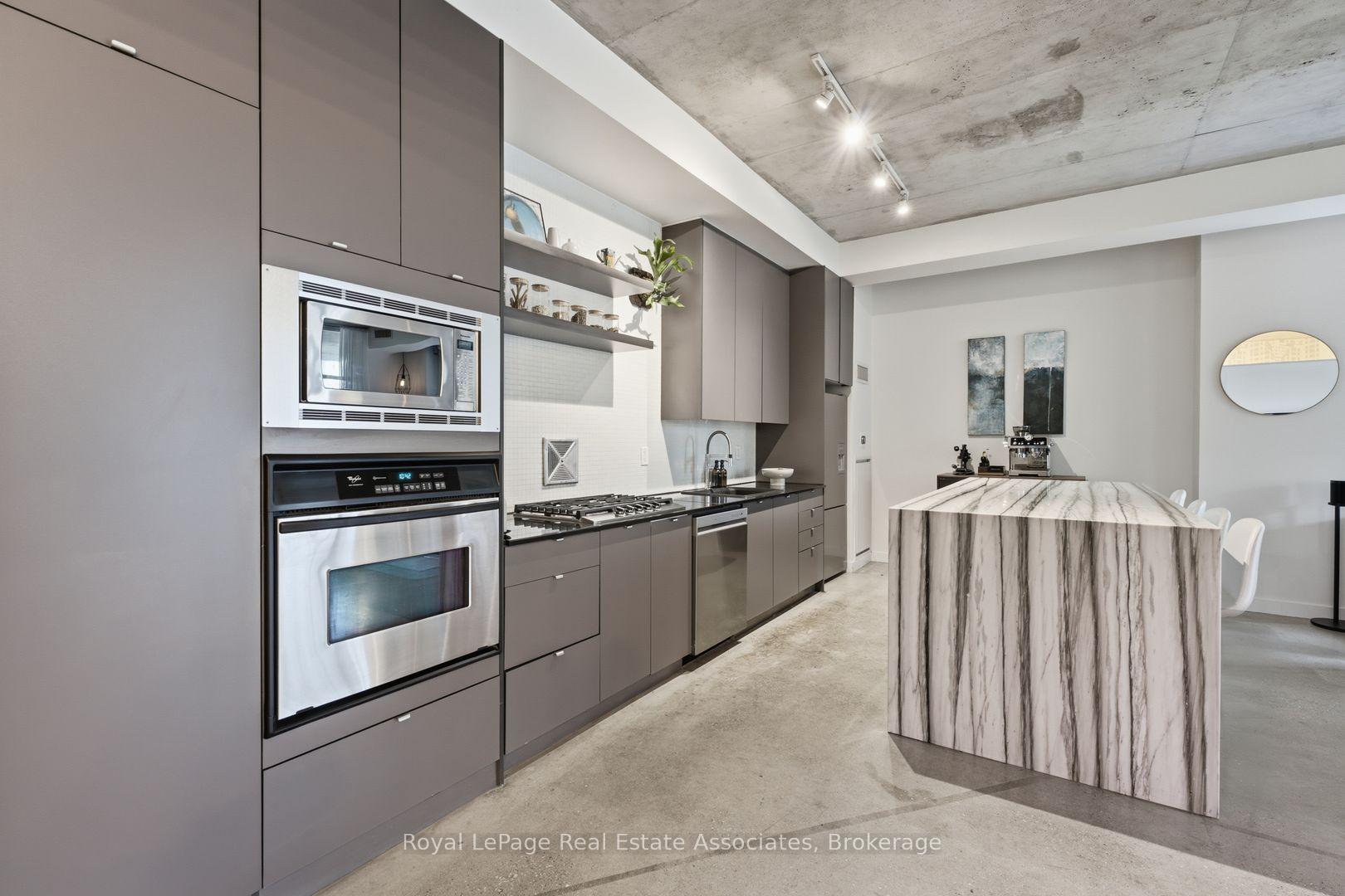 Photo 6 of Unit 204, 19 Brant Street, Toronto, Waterfront Communities — HOMEH