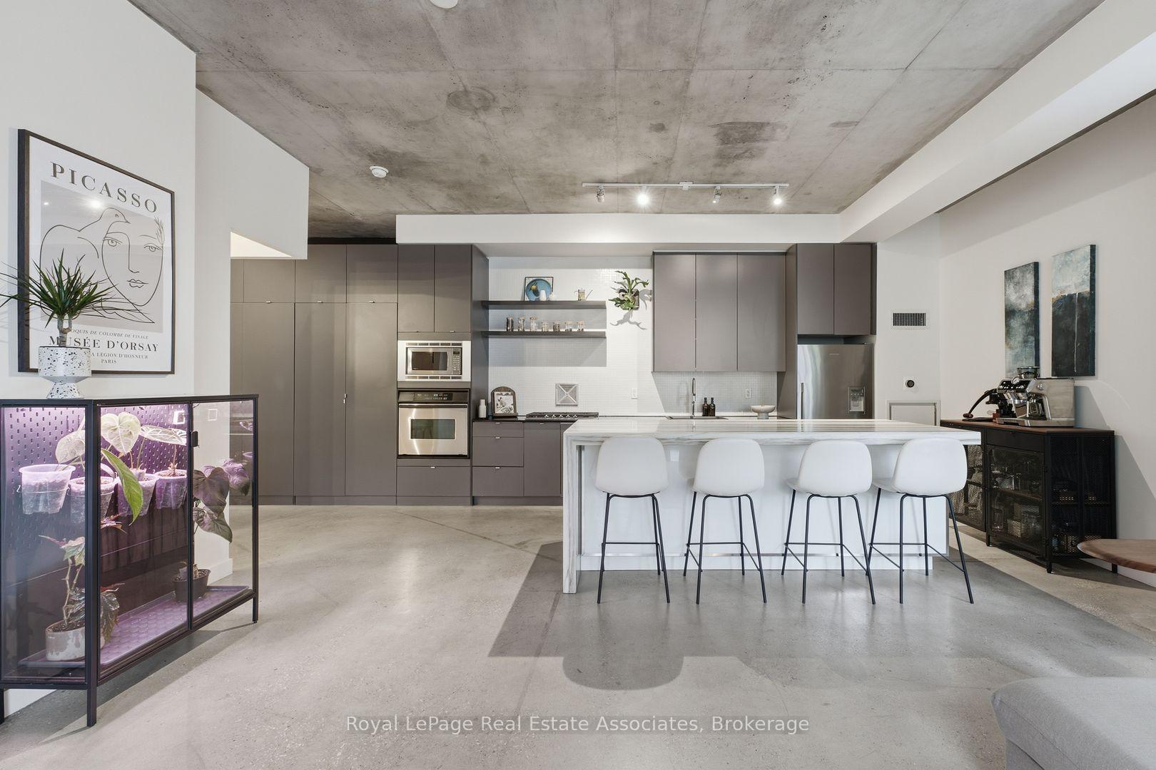 Photo 8 of Unit 204, 19 Brant Street, Toronto, Waterfront Communities — HOMEH