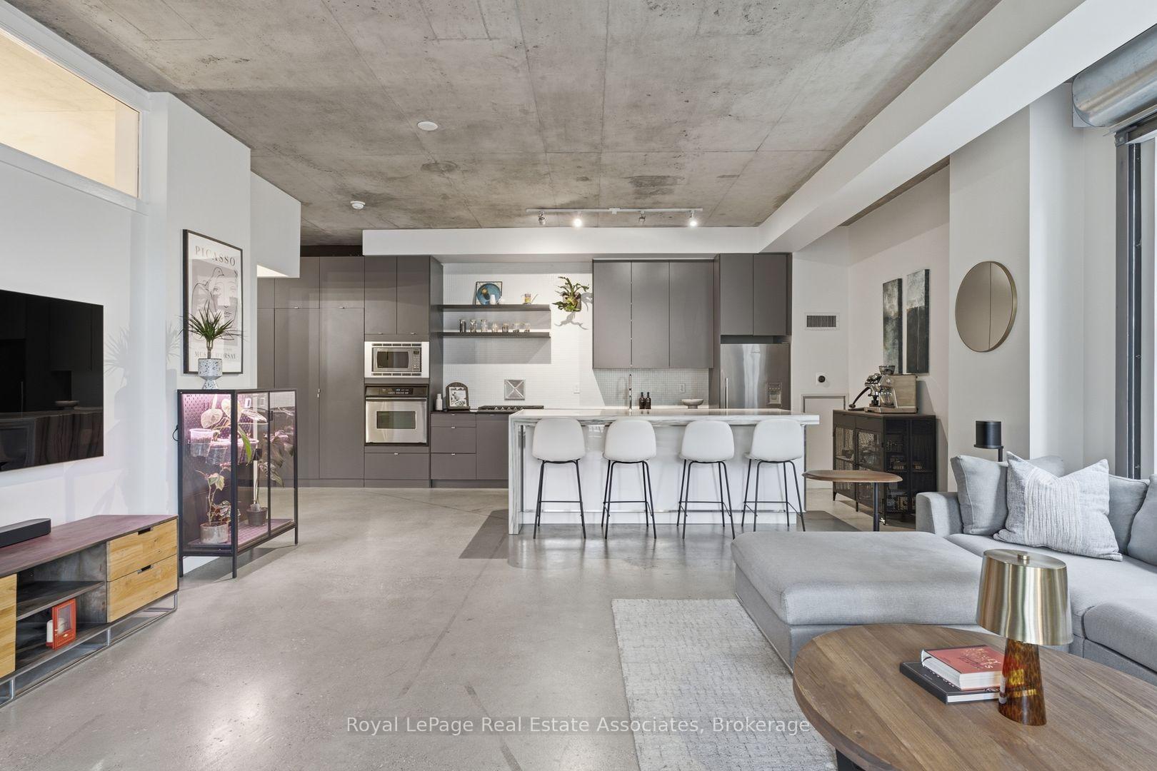 Photo 10 of Unit 204, 19 Brant Street, Toronto, Waterfront Communities — HOMEH
