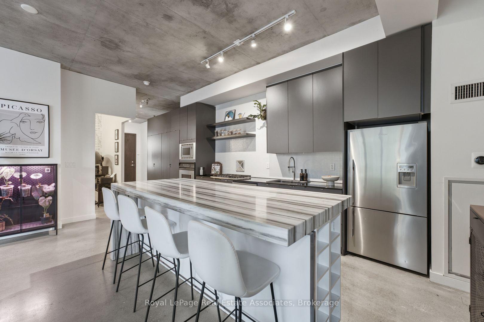 Photo 11 of Unit 204, 19 Brant Street, Toronto, Waterfront Communities — HOMEH