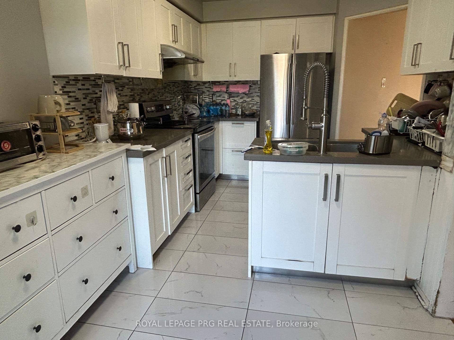 Photo 6 of 126 Rainforest Drive N, Brampton, Sandringham-Wellington — HOMEH