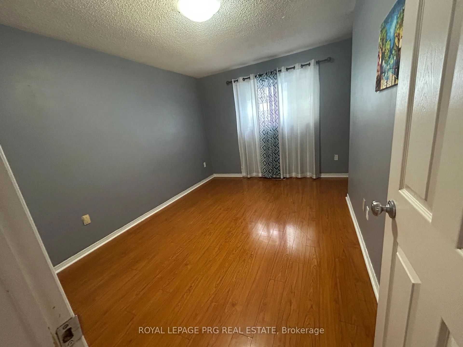 Photo 13 of 126 Rainforest Drive N, Brampton, Sandringham-Wellington — HOMEH