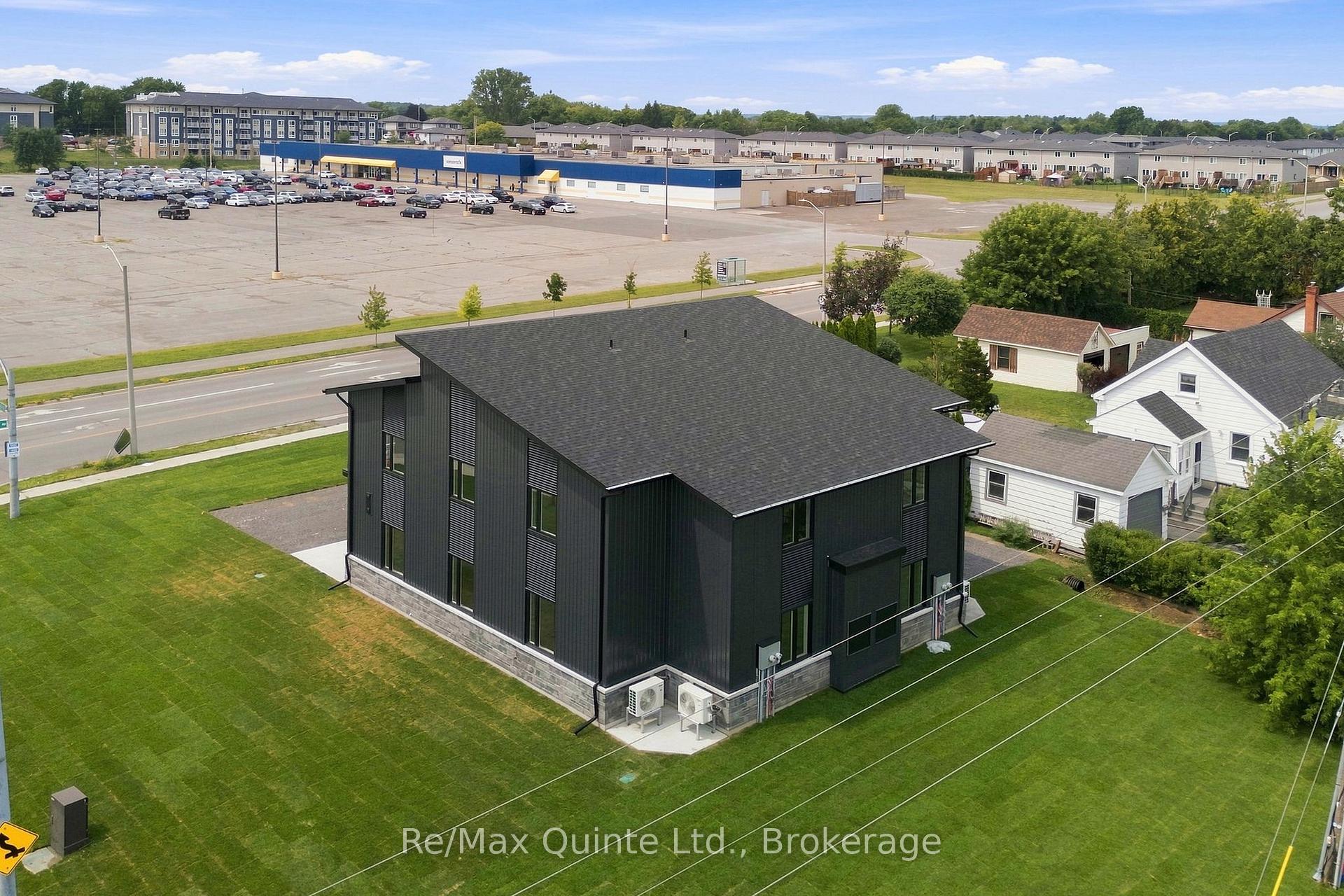 Photo of Unit A, 5 Sienna Avenue