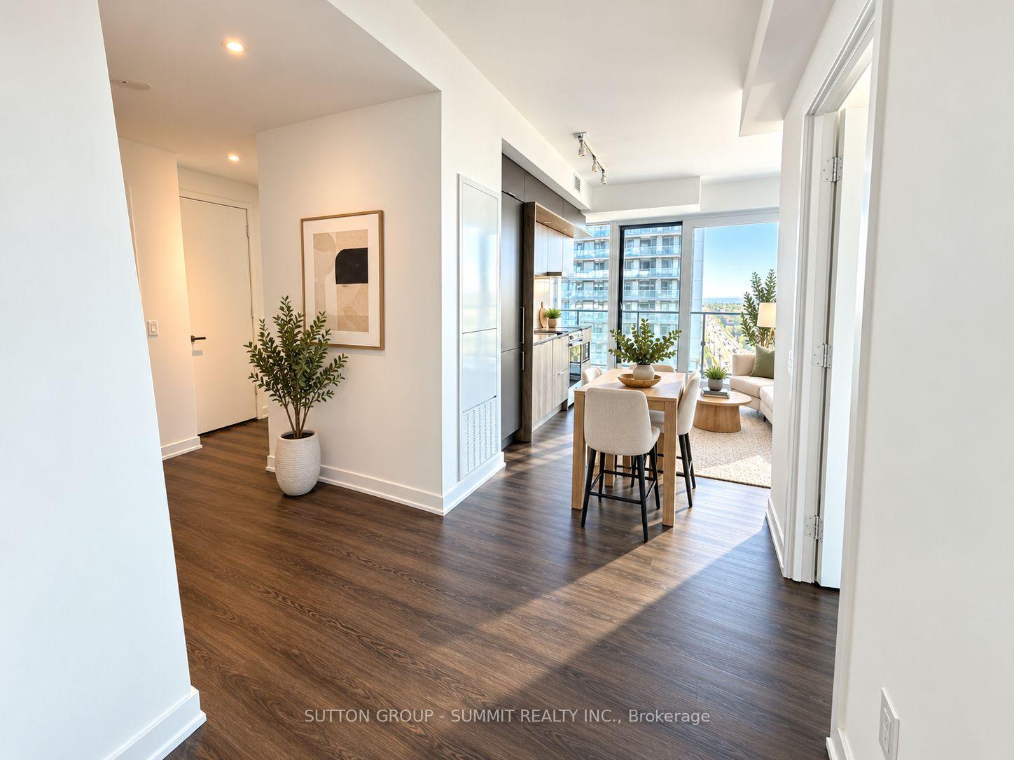 Photo 3 of Unit 5903, 448 Burnhamthorpe Road W, Mississauga, City Centre — HOMEH
