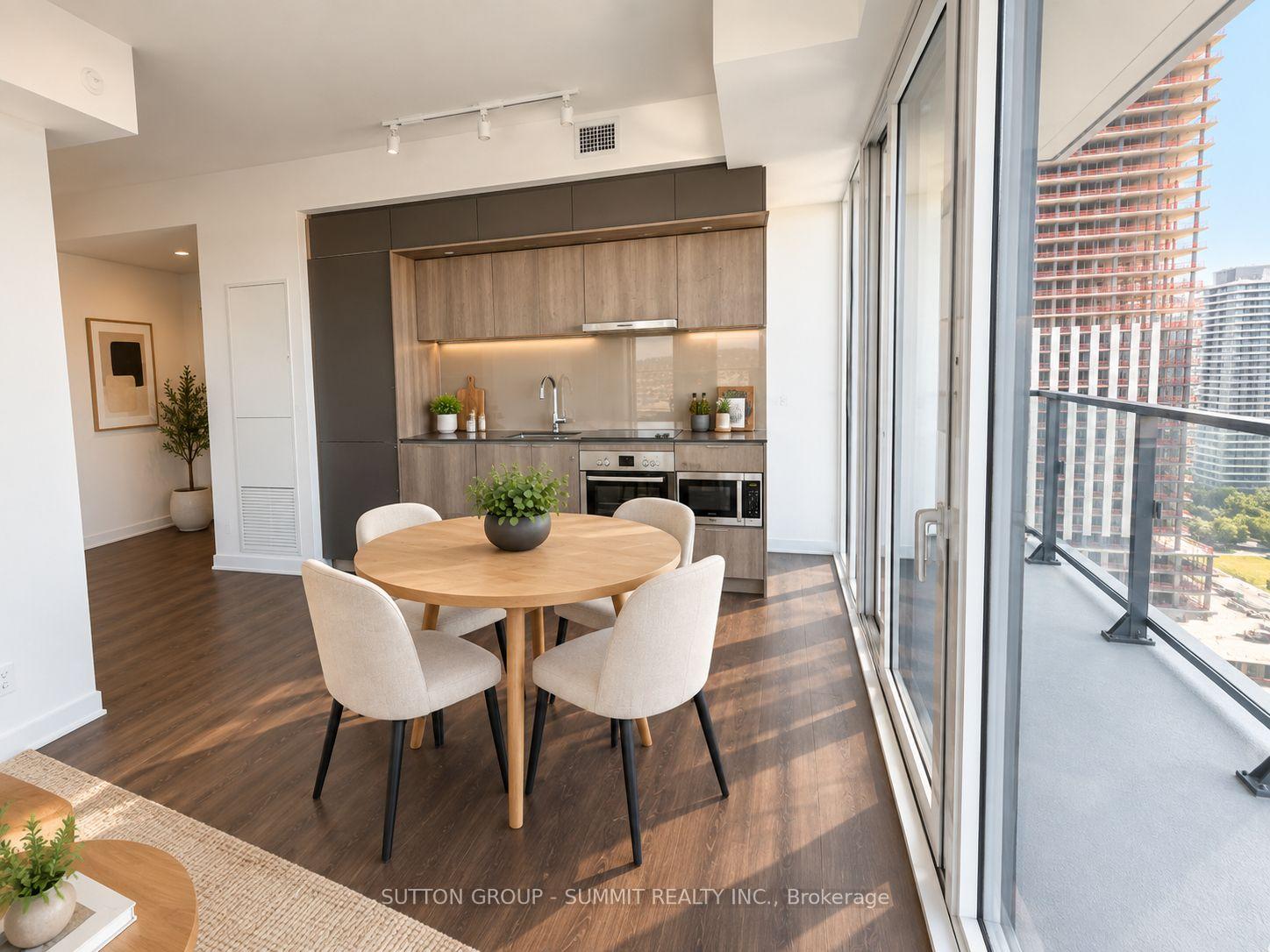 Photo 7 of Unit 5903, 448 Burnhamthorpe Road W, Mississauga, City Centre — HOMEH