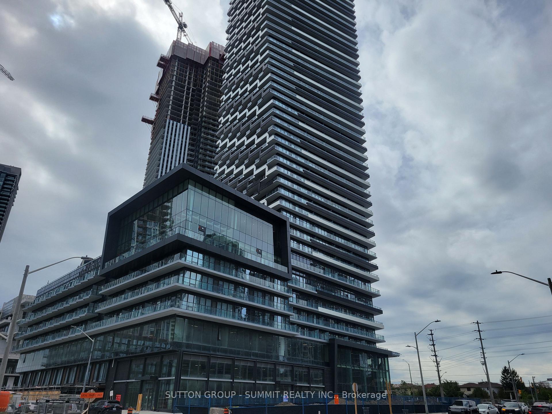 Photo 2 of Unit 5903, 448 Burnhamthorpe Road W, Mississauga, City Centre — HOMEH
