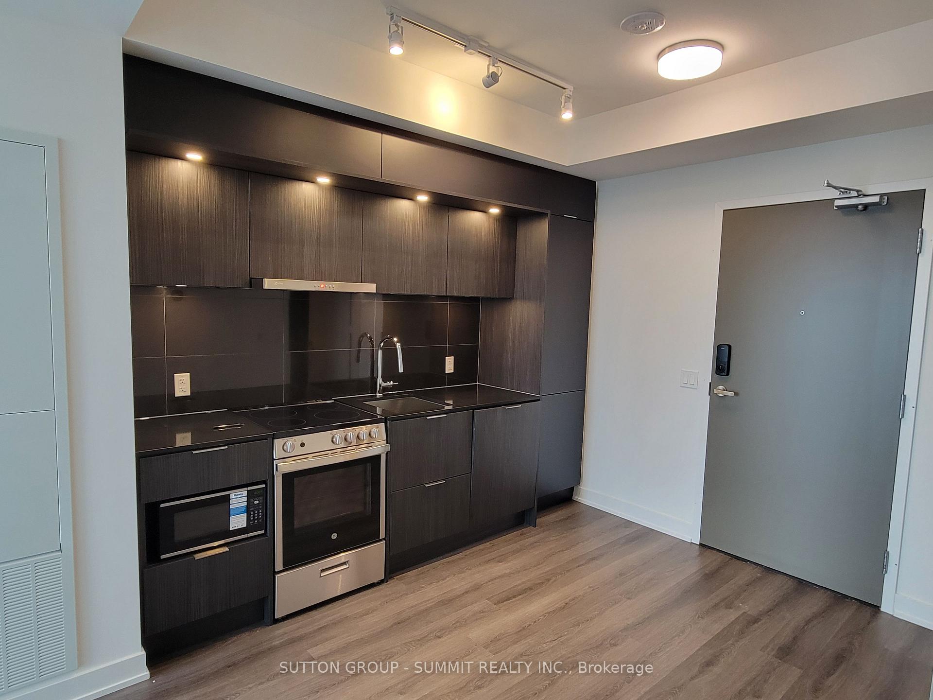 Photo 32 of Unit 5903, 448 Burnhamthorpe Road W, Mississauga, City Centre — HOMEH