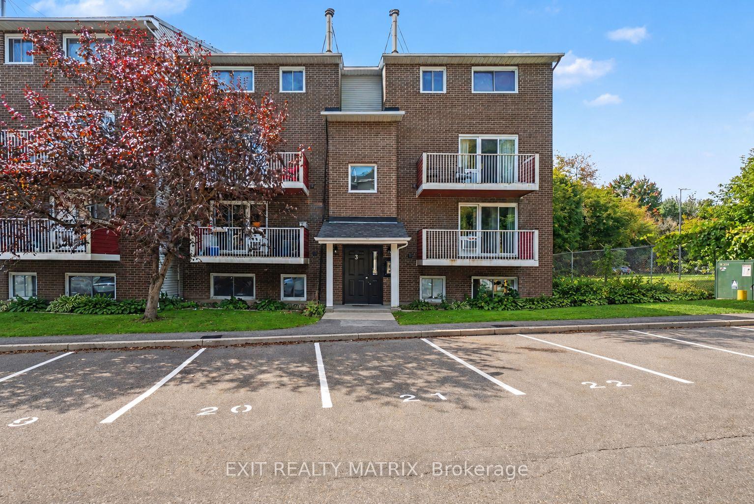 Photo of Unit 302, 1589 St. Bernard Street