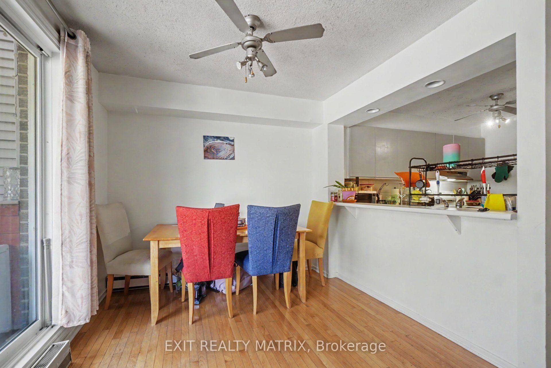 Photo 12 of Unit 302, 1589 St. Bernard Street, Ottawa, Sawmill Creek/Timbermill — HOMEH