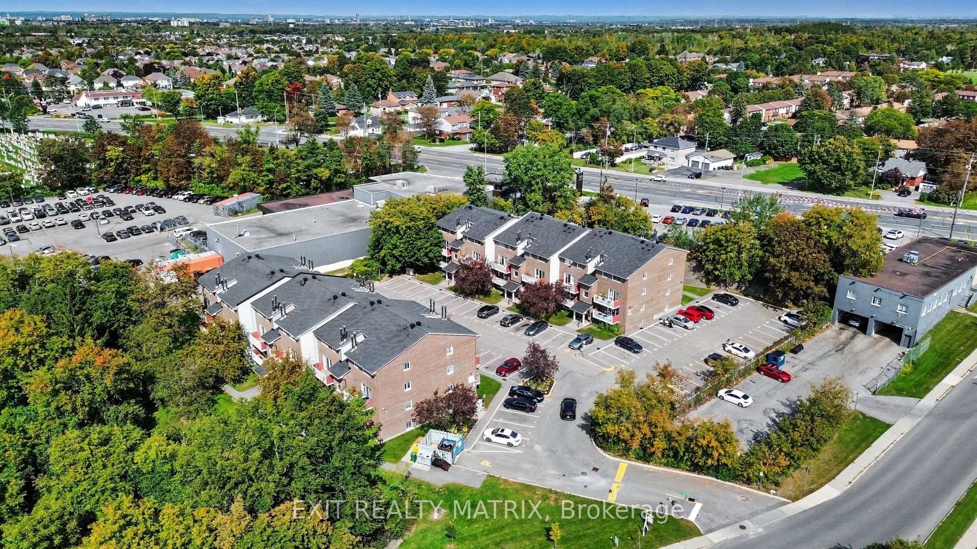 Photo 31 of Unit 302, 1589 St. Bernard Street, Ottawa, Sawmill Creek/Timbermill — HOMEH