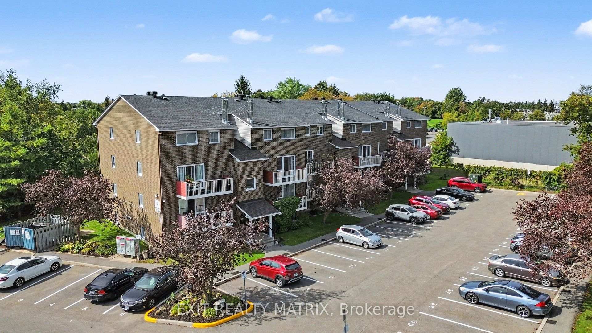 Photo 32 of Unit 302, 1589 St. Bernard Street, Ottawa, Sawmill Creek/Timbermill — HOMEH