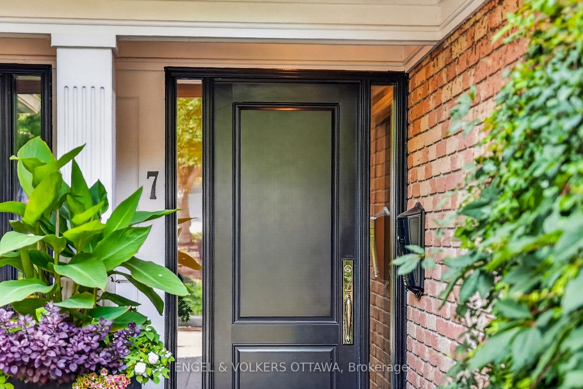Photo 2 of Unit 7, 55 Whitemarl Drive, Ottawa, Rockcliffe — HOMEH
