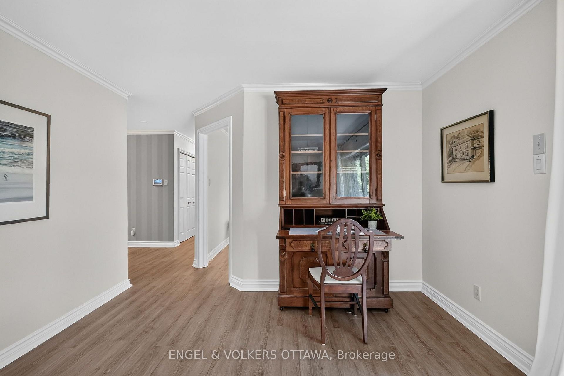 Photo 15 of Unit 7, 55 Whitemarl Drive, Ottawa, Rockcliffe — HOMEH